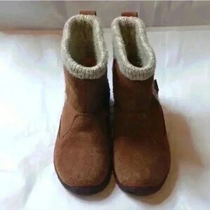 Cozy Brown Ankle Boots with Fur Lining